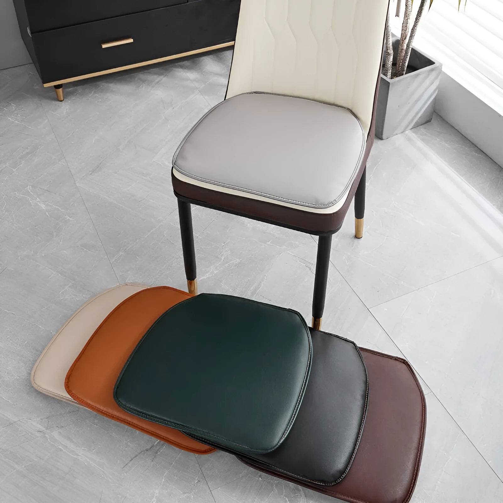 Leather horseshoe-shaped seat cushion in solid colour with 2.5cm thickness