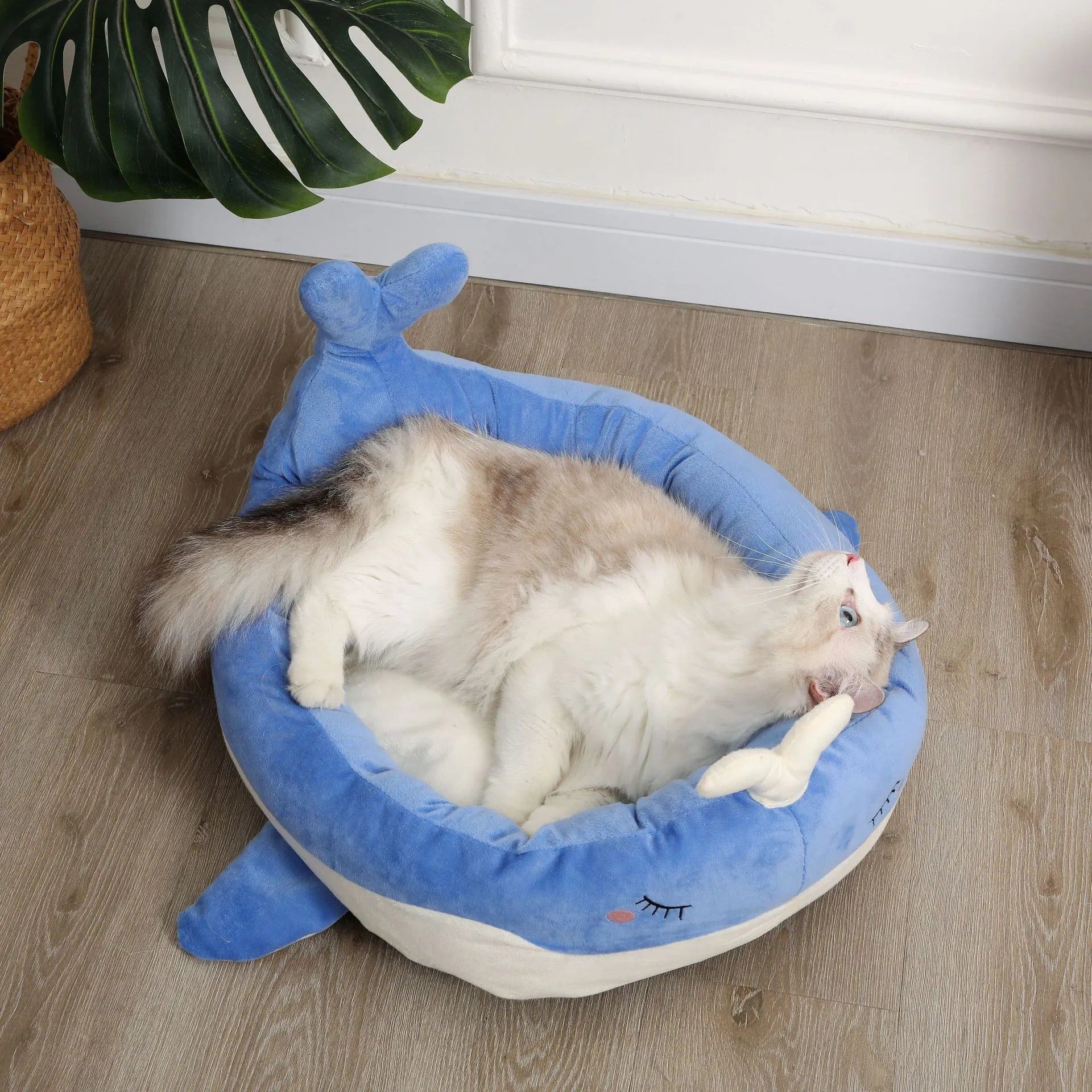 Duck shape pet bed sofa for small dogs and cats in blue or white colours