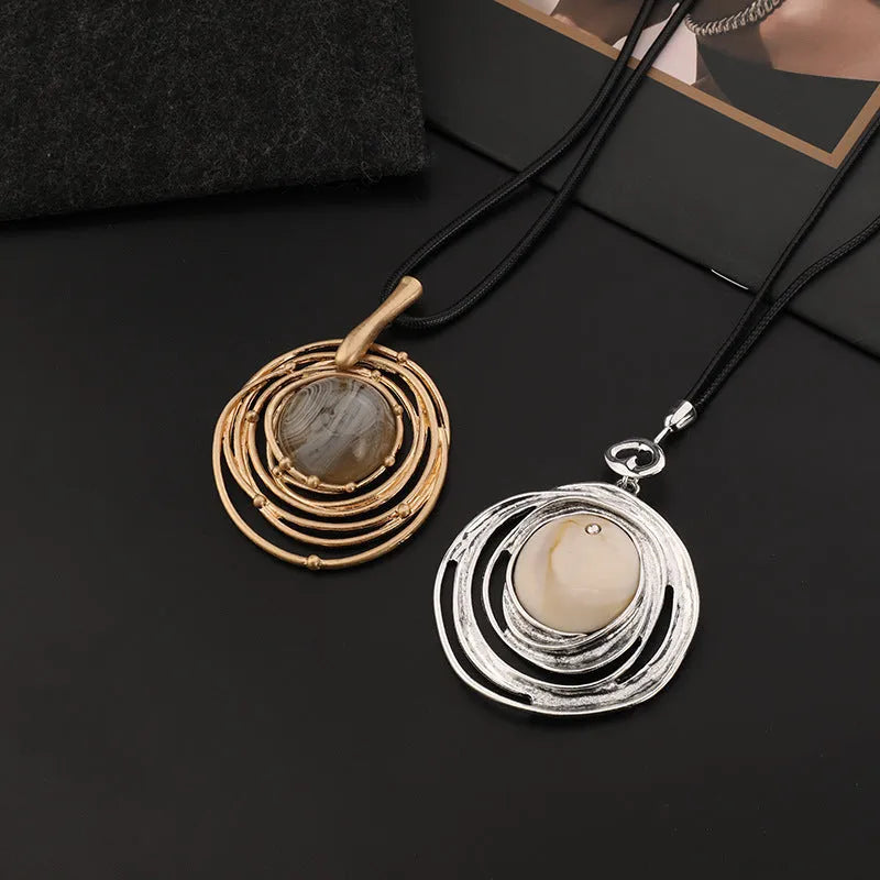 Women's vintage gold geometric pendant sweater chain necklace with adjustable length and snakeskin wax rope chain