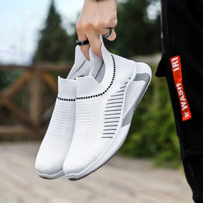 Men's mesh slip-on sneakers with striped design and front lace-up in black colour