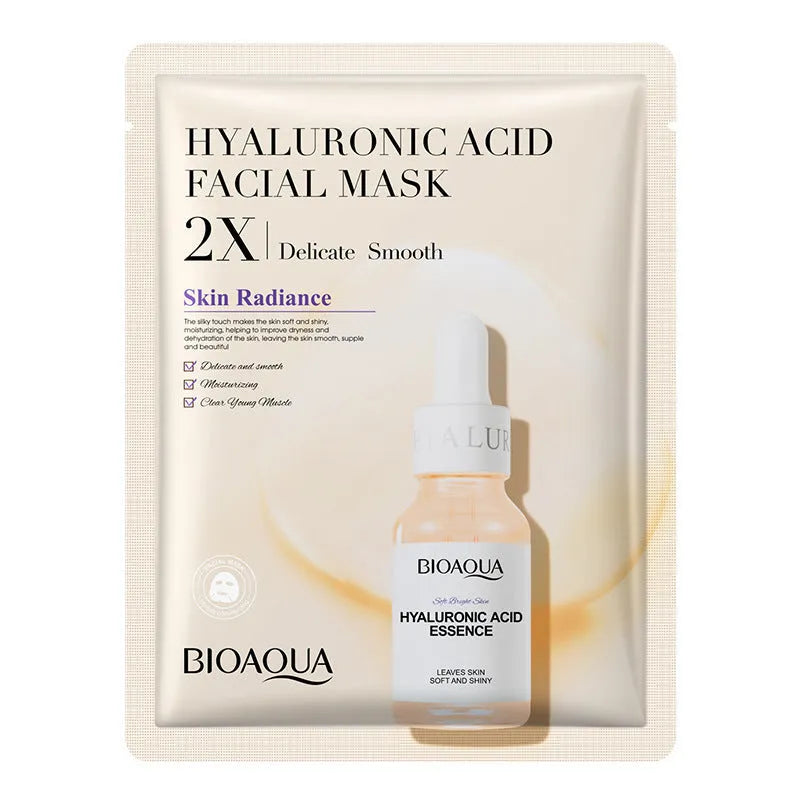 Single white collagen and hyaluronic acid facial sheet mask, 30g gel treatment.