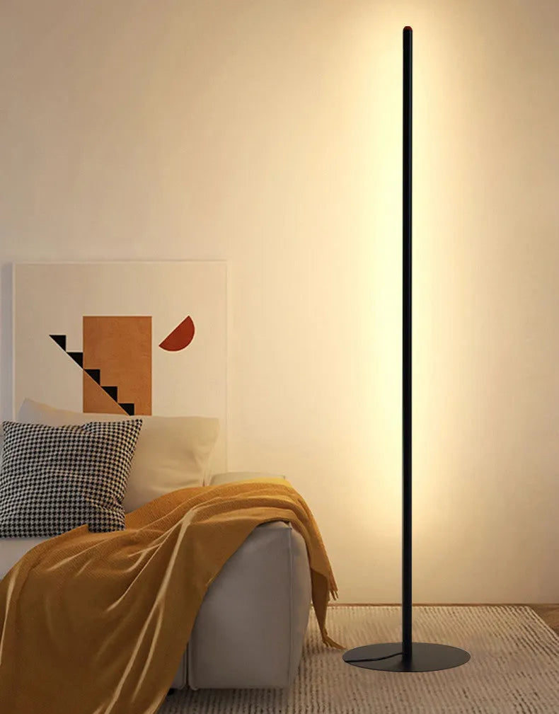 Vertical aluminium alloy floor lamp with modern simple design for home and hotel use