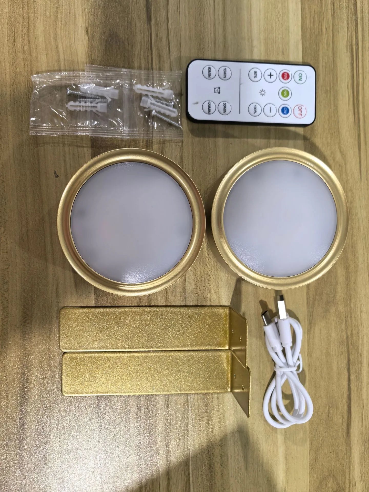 Wireless LED painting lamp with magnetic charging and remote control in black, white or gold finish