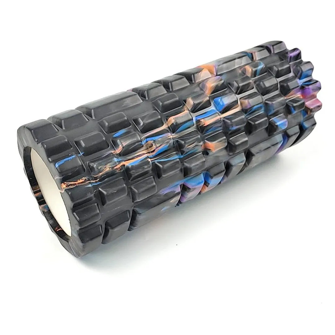 33 cm long camouflage-patterned EVA foam roller for fitness and massage.