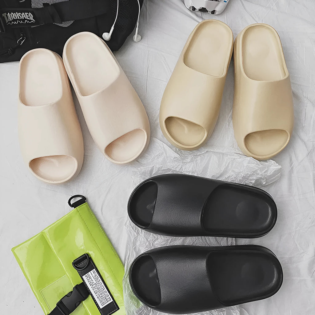 Women's thick-sole beach slipper in a choice of colours on an EVA injection-moulded base