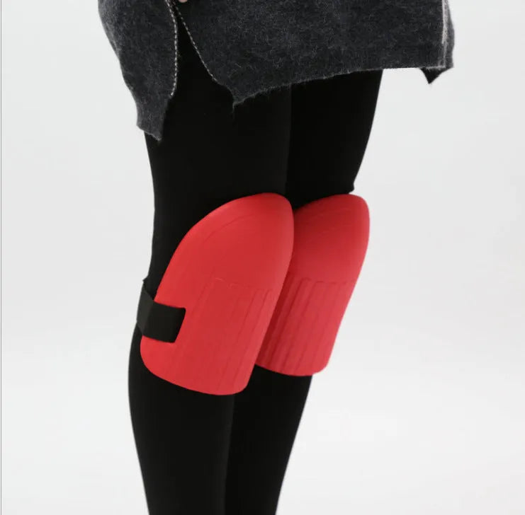 EVA knee pads for gardening in black, green, yellow colours with 19x15cm dimensions