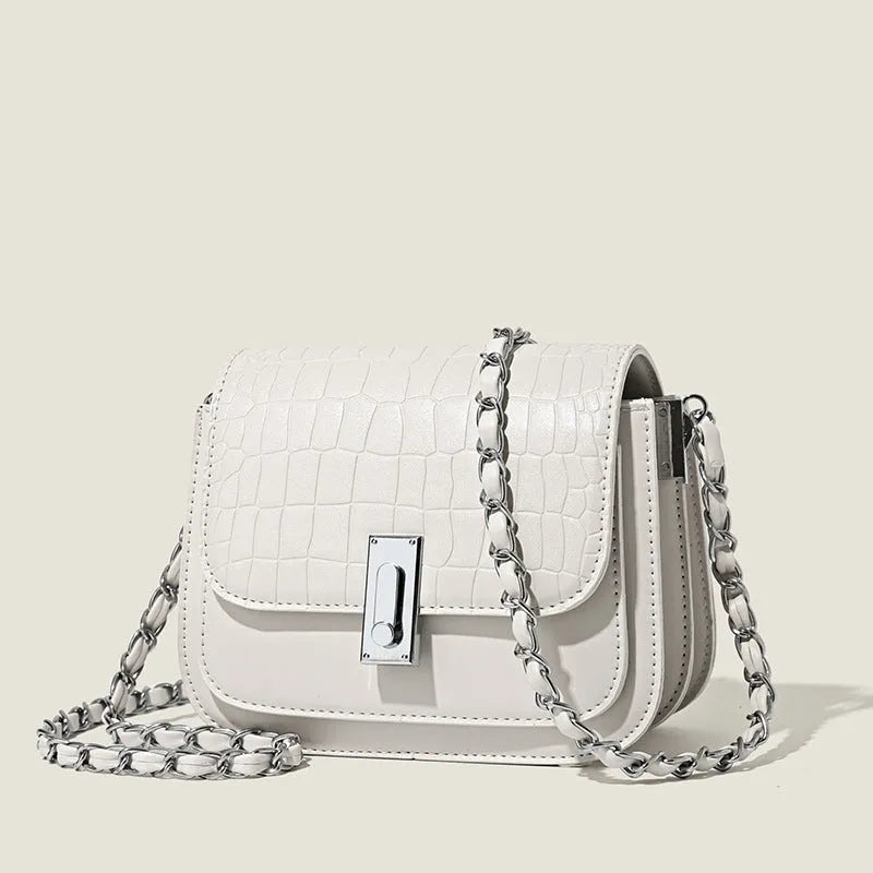 Women's soft PU chain shoulder bag in horizontal square shape with sandwich pocket design