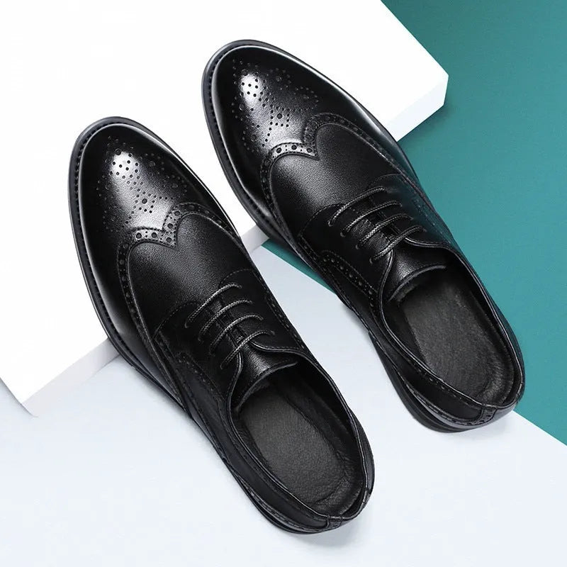Men's black and brown brogue business shoes with PU leather upper