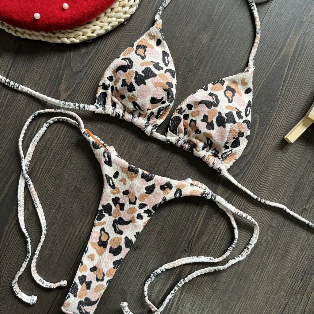 Women's printed bikini swimsuit in quick-dry nylon blend with cotton lining, shown in colour RT2110