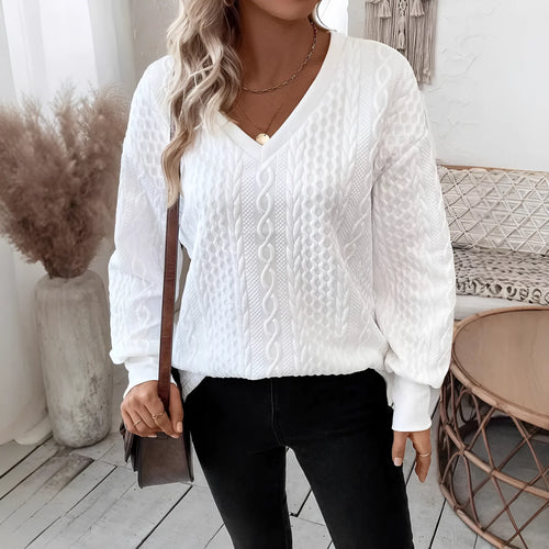 Milky white casual T-shirt with 3D pattern and loose fit in Japanese Korean style