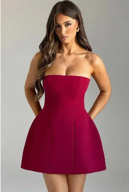 Women's backless tube dress in solid colour with A-line skirt silhouette