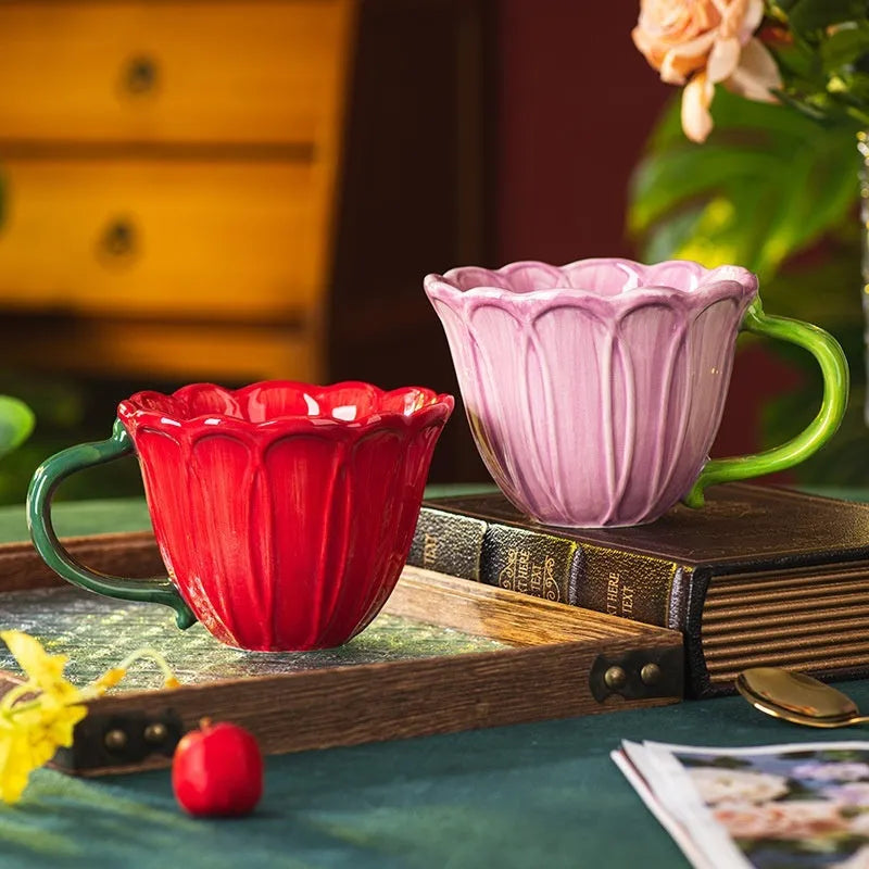 Ceramic breakfast cup with pastoral floral pattern and comfortable handle holding 500ml capacity