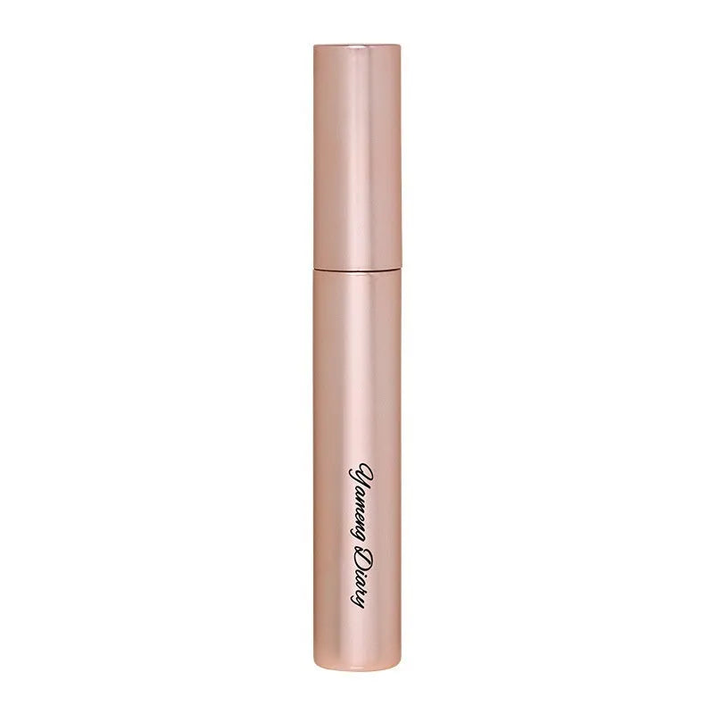 Mascara tube for long curling and long-lasting wear in black and brown colour options.