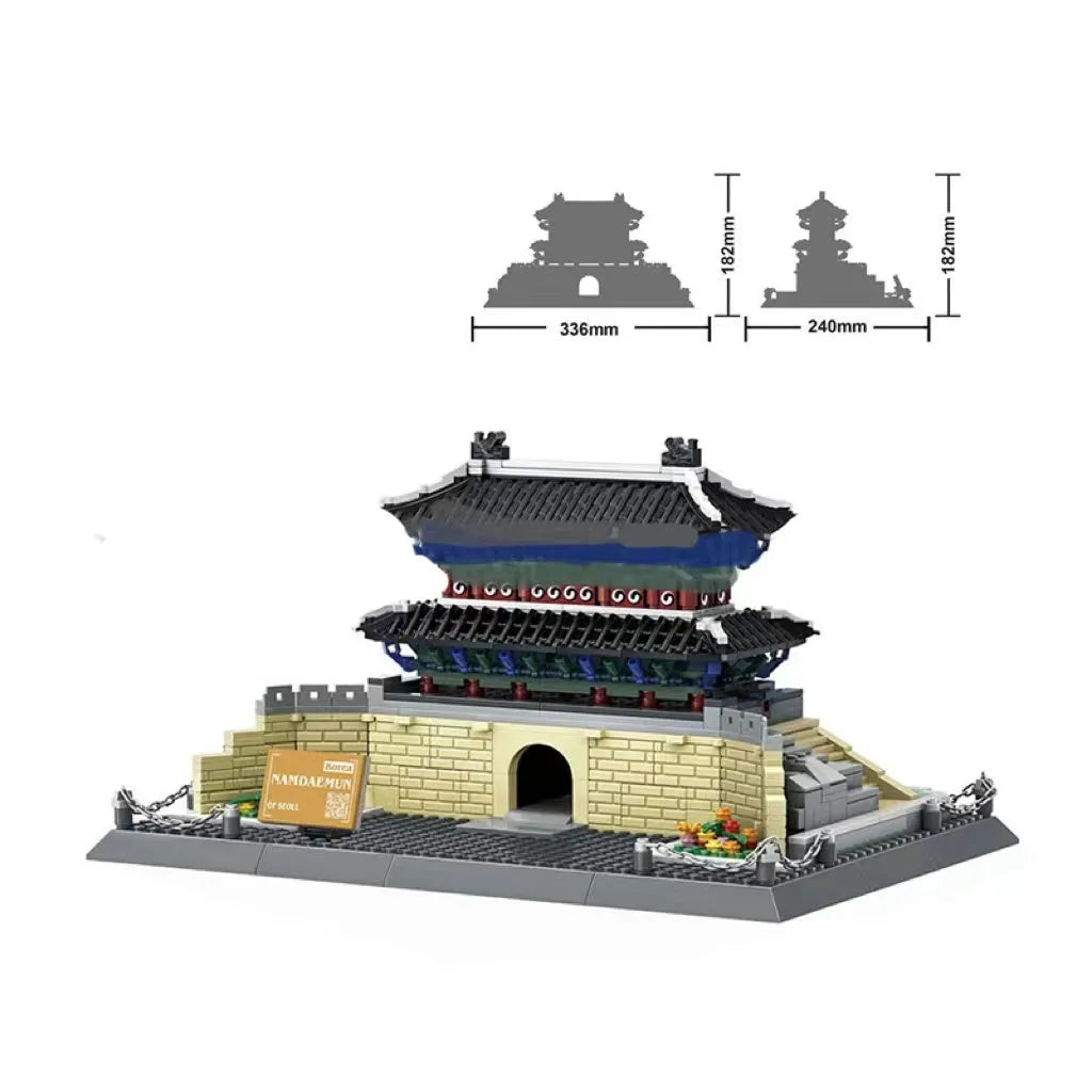Wange plastic building block set with over 800 pieces for constructing landmark models including Big Ben and the Statue of Liberty.
