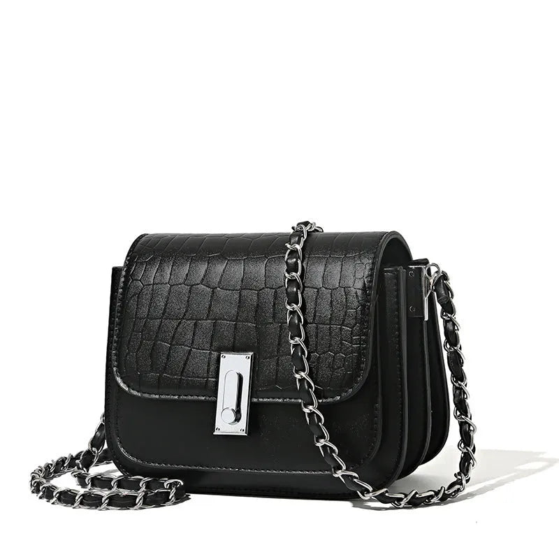 Women's soft PU chain shoulder bag in horizontal square shape with sandwich pocket design