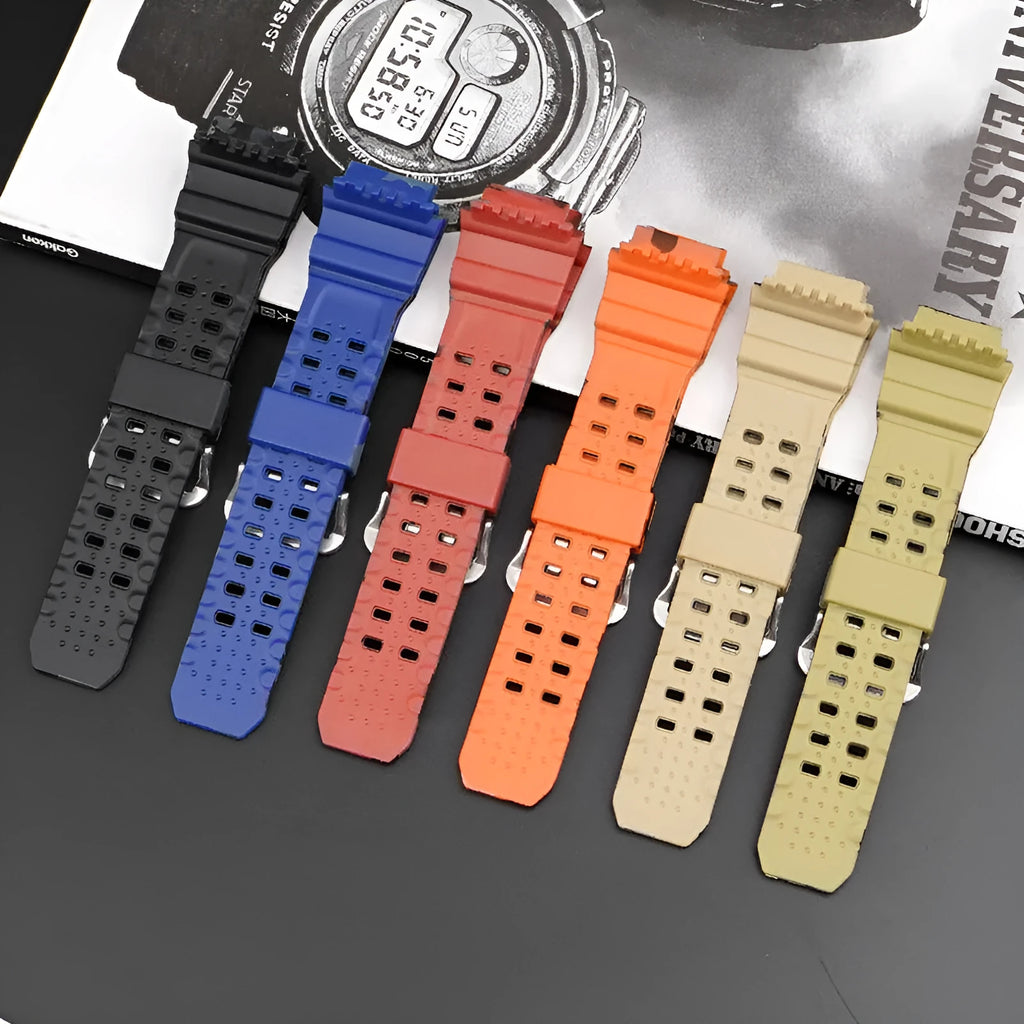 Camouflage pattern TPU watch strap with silver buckle showing 12+7cm length