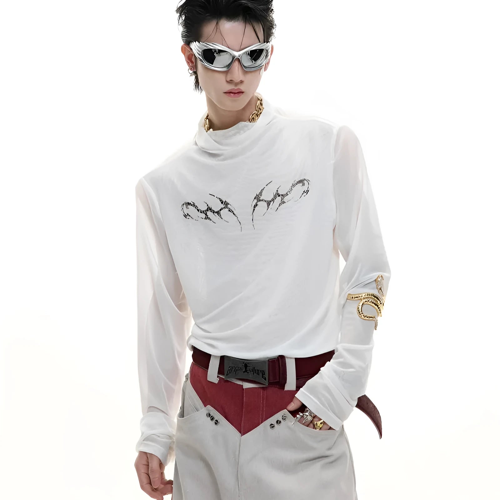 Black niche mesh ice-feeling slim bottoming long sleeve shirt on a mannequin, showing the trendy fit.