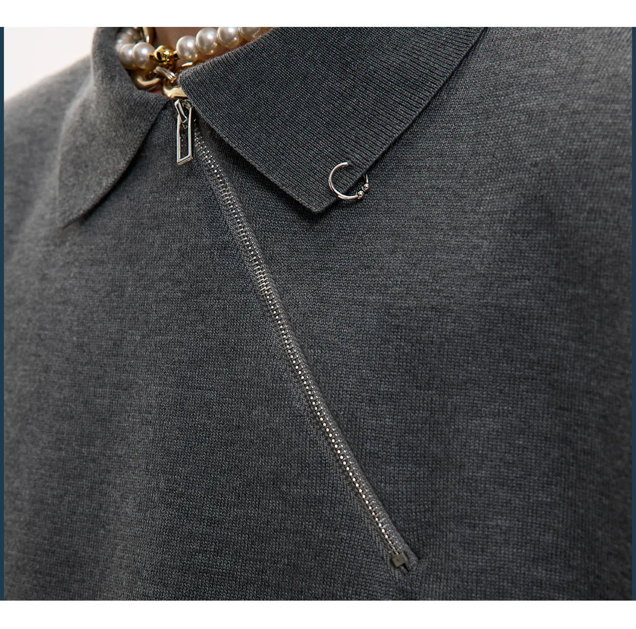 Men's black slim-fit knitted polo shirt with short sleeves and a diagonal oblique zipper