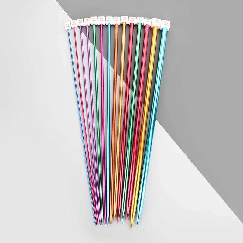 Complete set of 28 crochet hooks in 14 sizes from 2.0mm to 10.0mm with protective caps