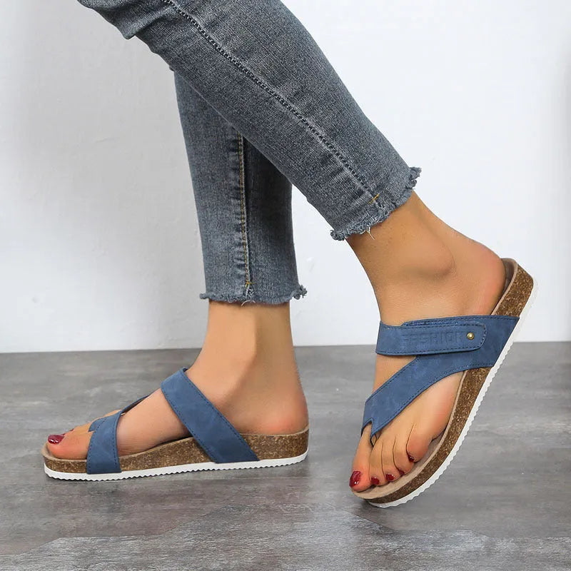 Flat toe ring thick-soled flip-flops in multiple colours with foam soles
