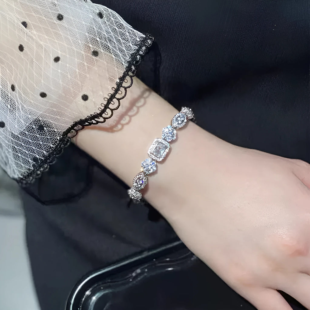 Women's S925 sterling silver-plated geometric bracelet with zircon stones and copper white gold plating