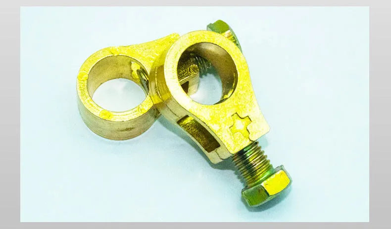 Solid pure copper car battery clamp with screw terminals for automotive electrical connections