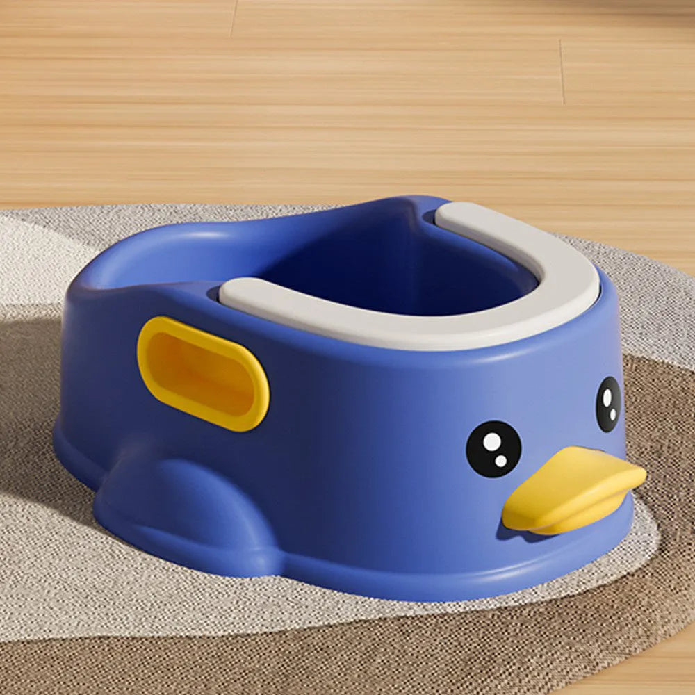 Blue PVC duck-shaped bathtub for washing a dog or cat at home
