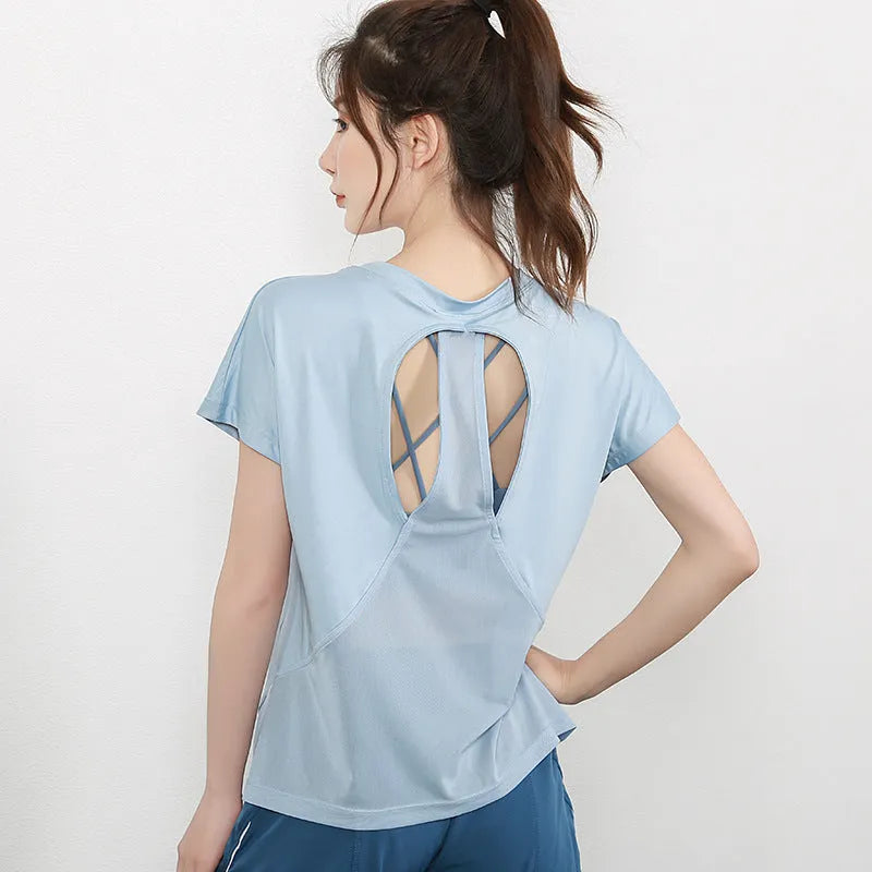 Women's polyester short sleeve sports t-shirt in black, grey green, sky blue and pink colours