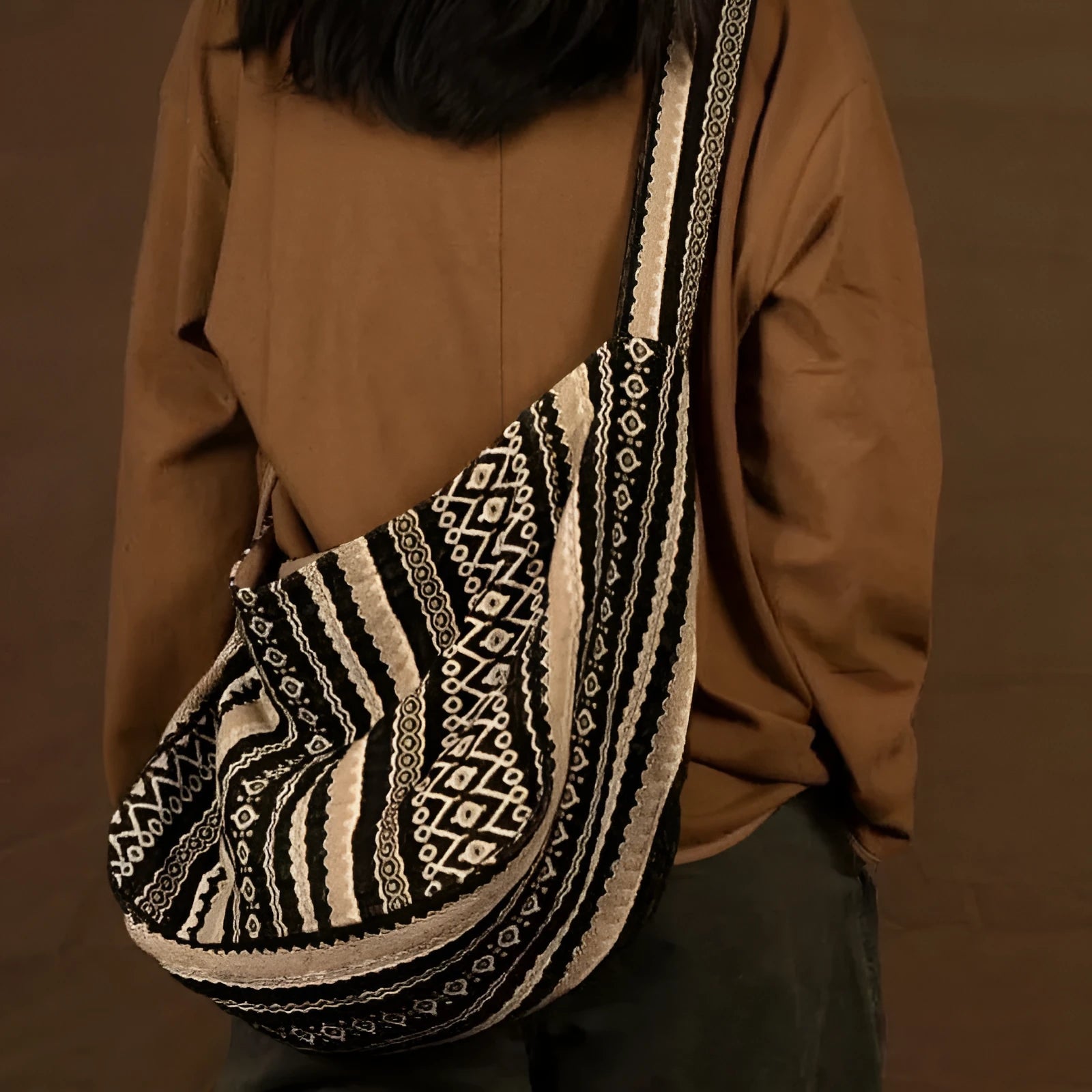 Corduroy messenger bag with jacquard striped vintage design and adjustable plaid shoulder strap