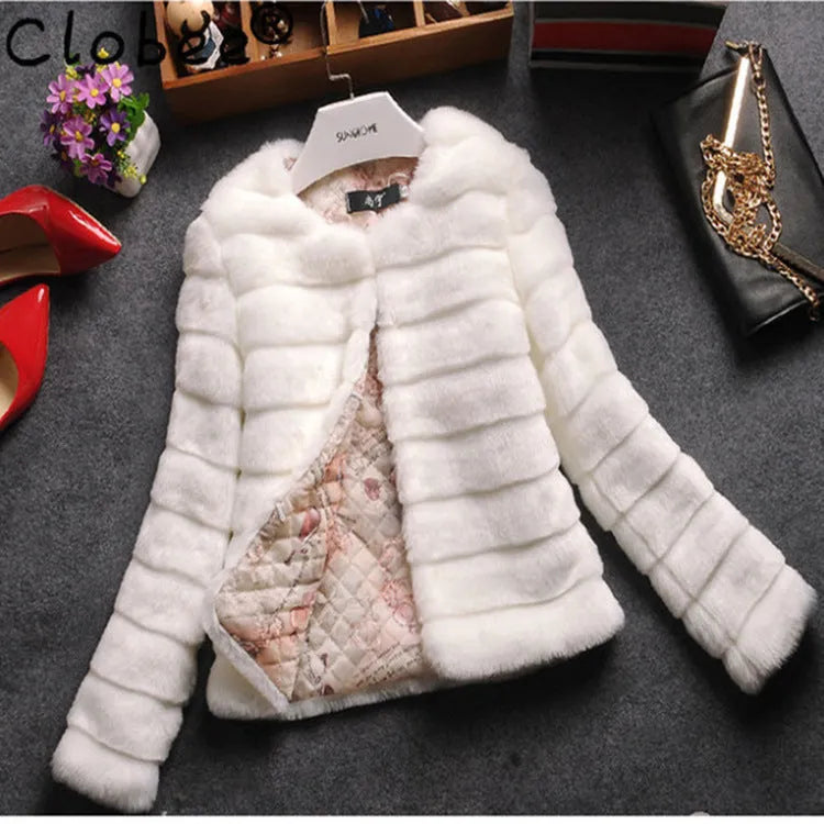 Women's short faux fur top in beige with regular sleeves