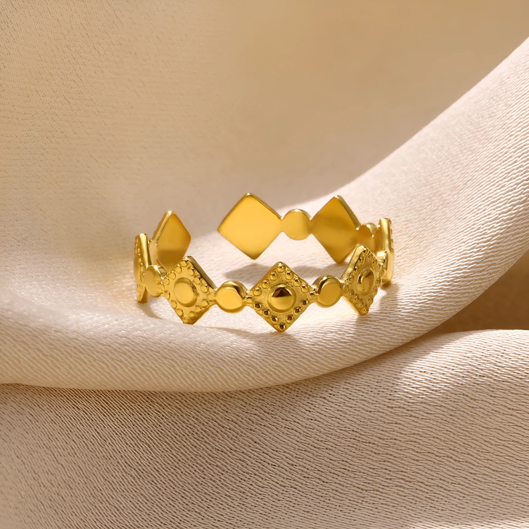 Gold diamond titanium steel geometric women's ring with adjustable free-size fit