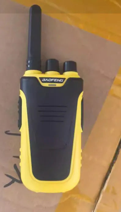 Red or yellow high-power intercom with display, shown next to a scale indicating its compact 95mm height.