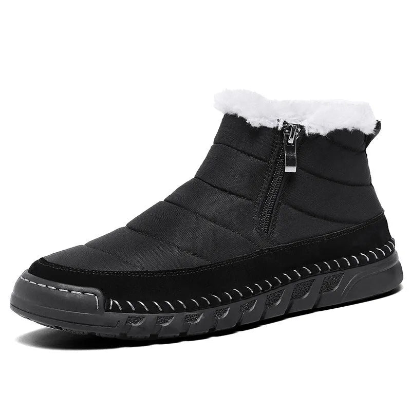 Men's plus size snow boots in black with round toe, flat heel and rubber sole