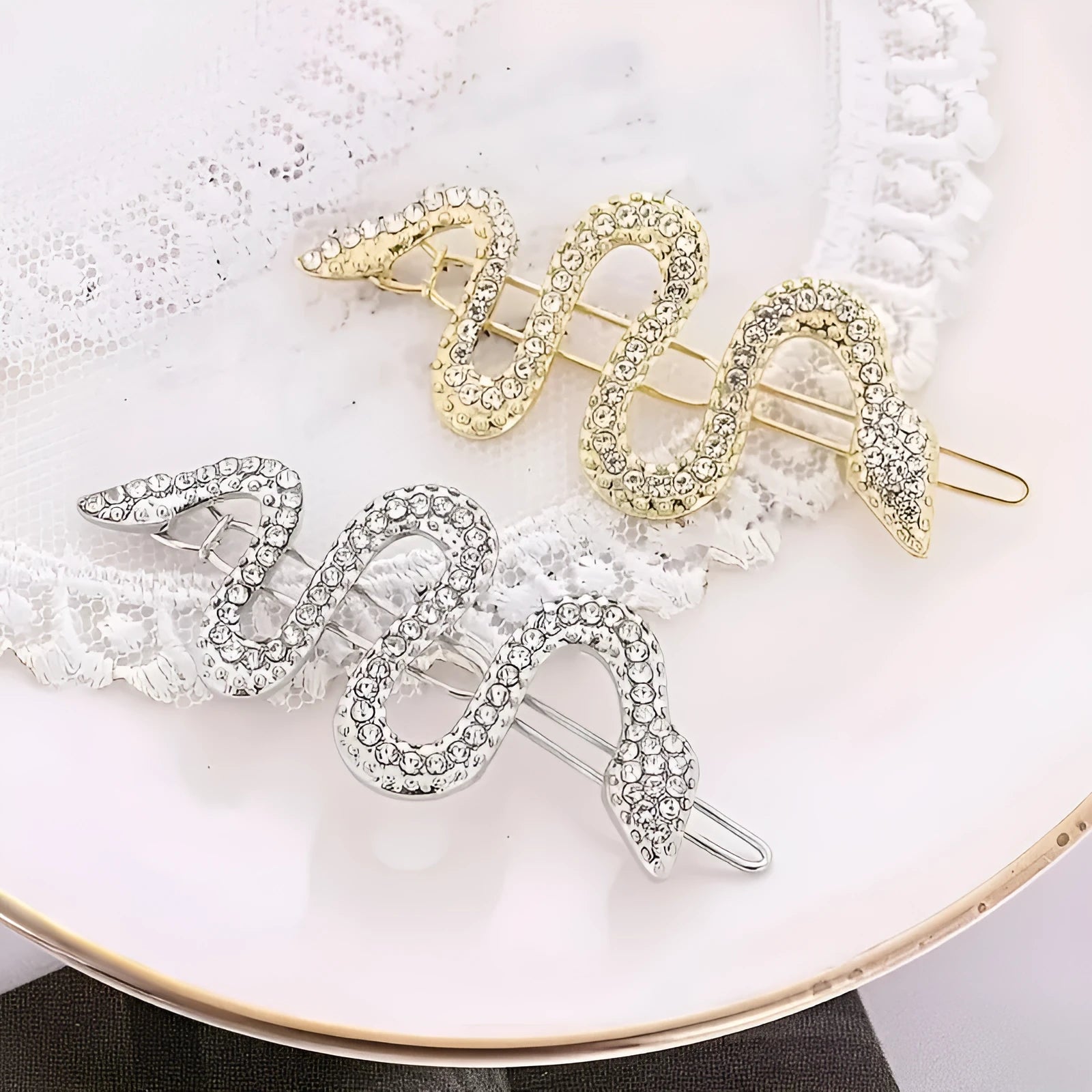 Korean vintage snake barrette hair clip in gold or silver electroplated alloy