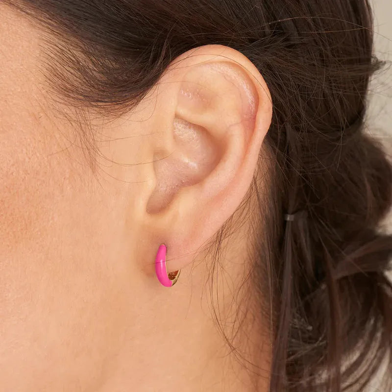 Curved U-shaped oval earrings with a glossy epoxy finish in a choice of seven colours.