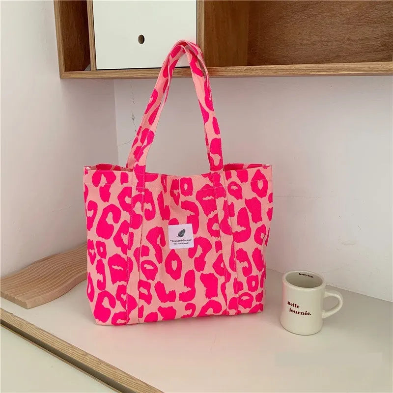 Women's large capacity oxford cloth shoulder bag with three-dimensional outer pocket