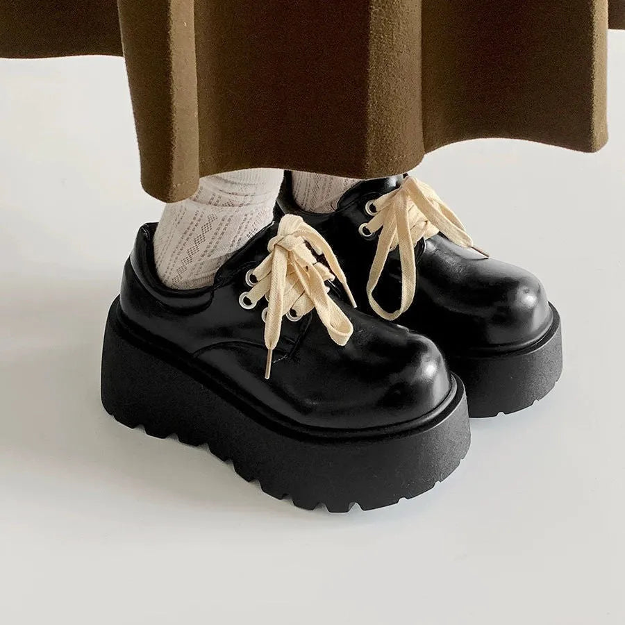 Matte black women's lace-up shoes with a chunky 6-8cm heel and round toe.