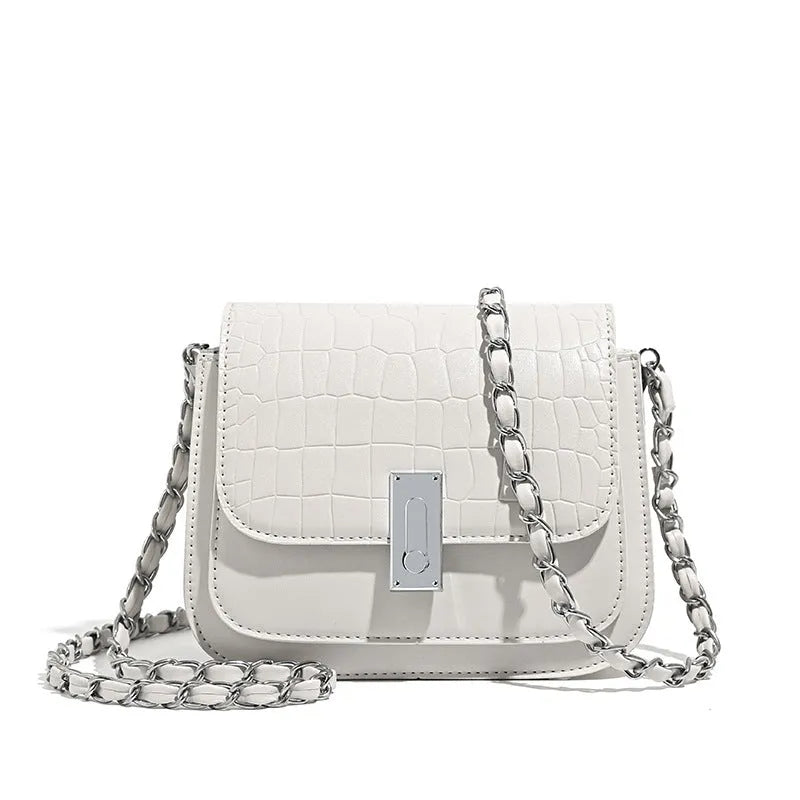 Women's soft PU chain shoulder bag in horizontal square shape with sandwich pocket design