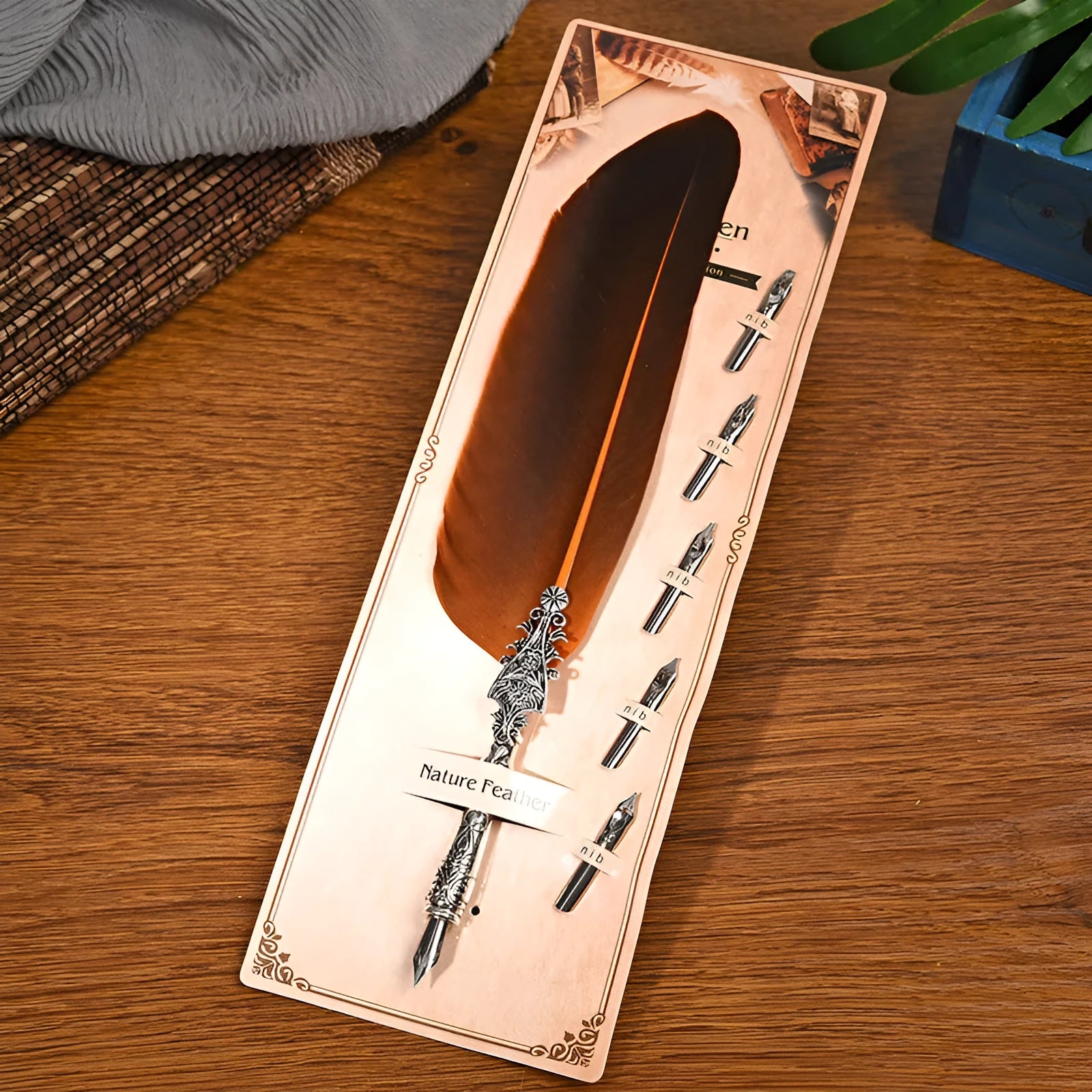 Retro feather pen with zinc alloy shell in vintage European and American design with ten colour options