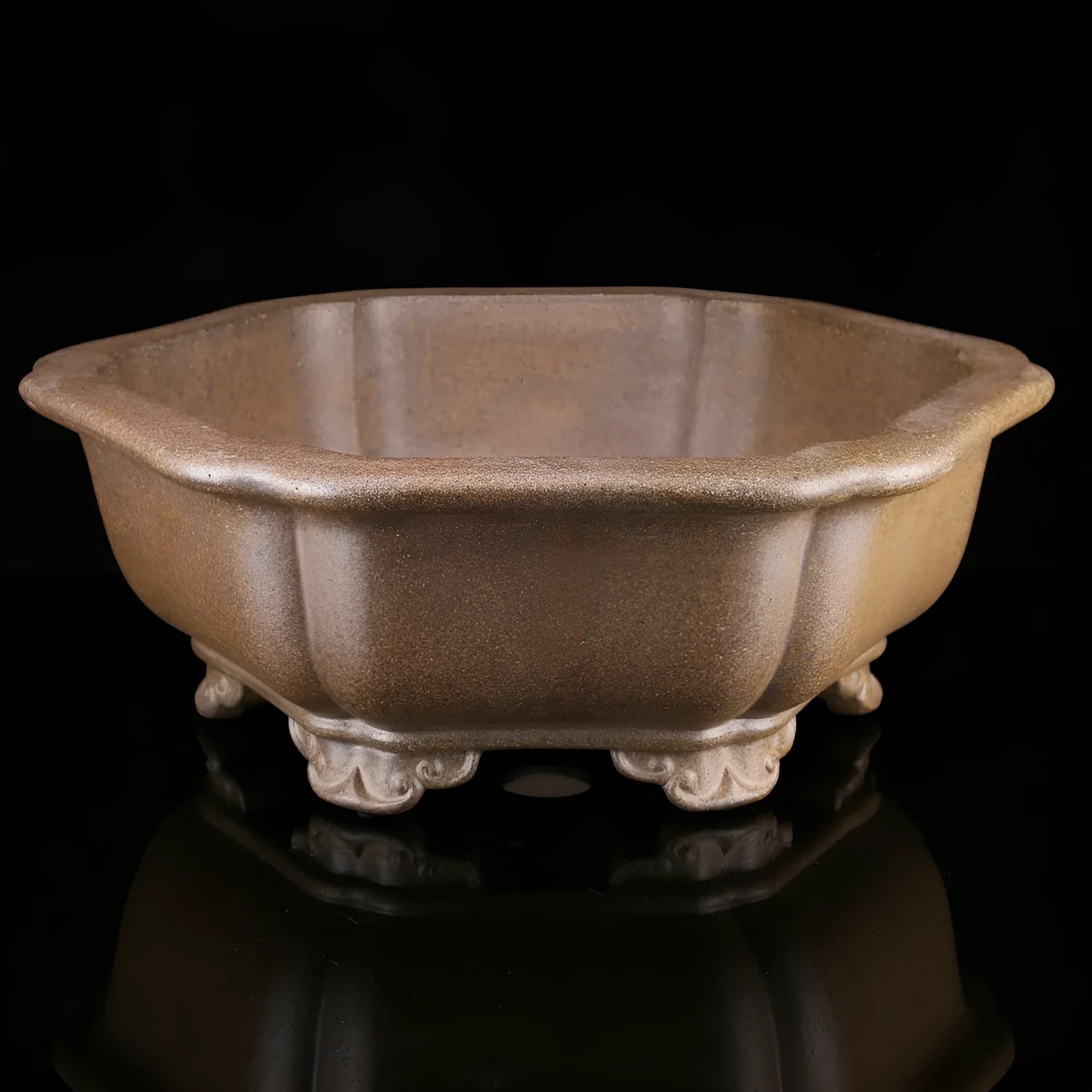 Large handmade purple sand flowerpot with hexagonal shape and traditional pine tree pattern.