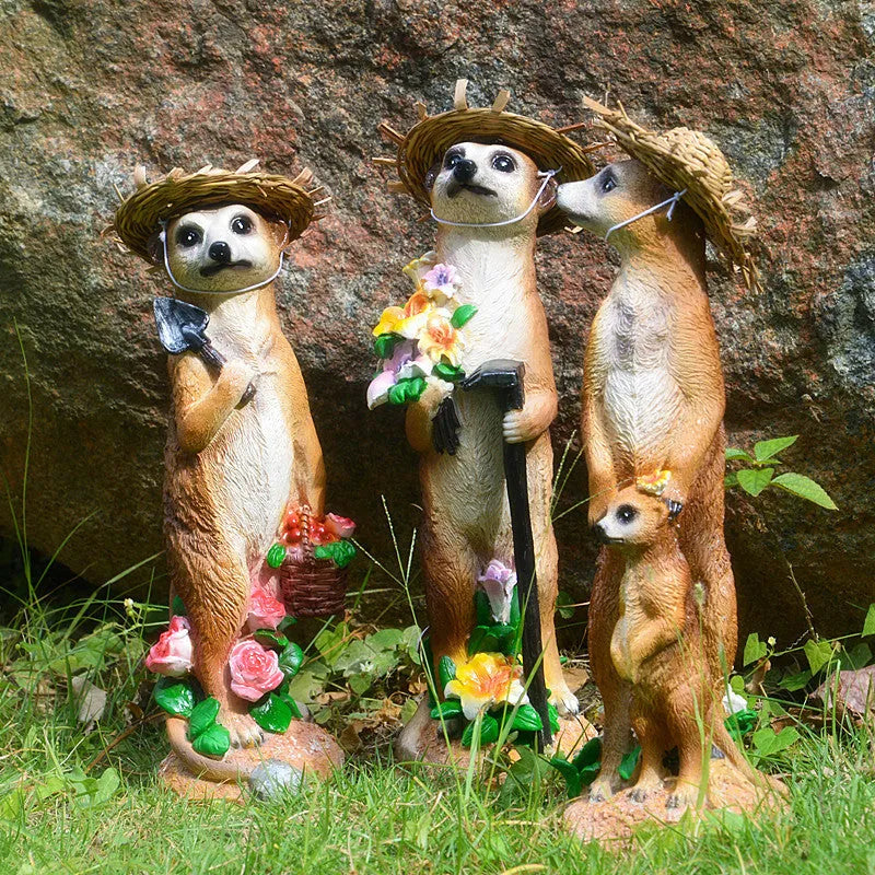 Straw hat mongoose garden ornament figurine with plastic resin construction
