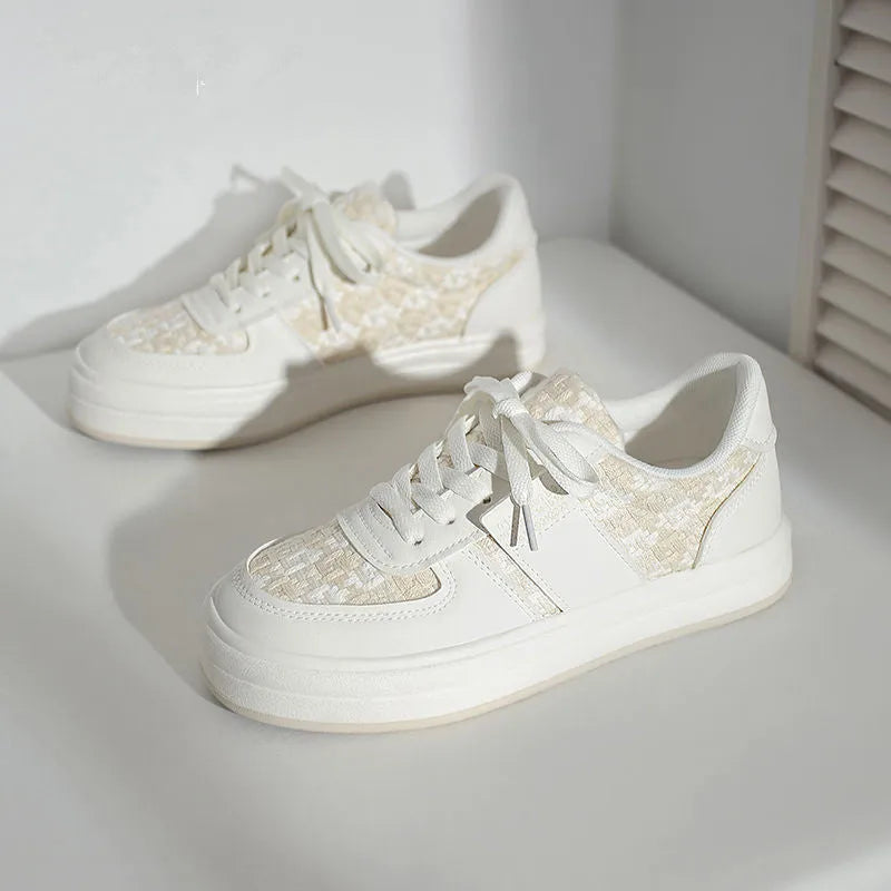 Beige plaid leisure sports board shoes with round toe and lace-up front on a rubber sole.