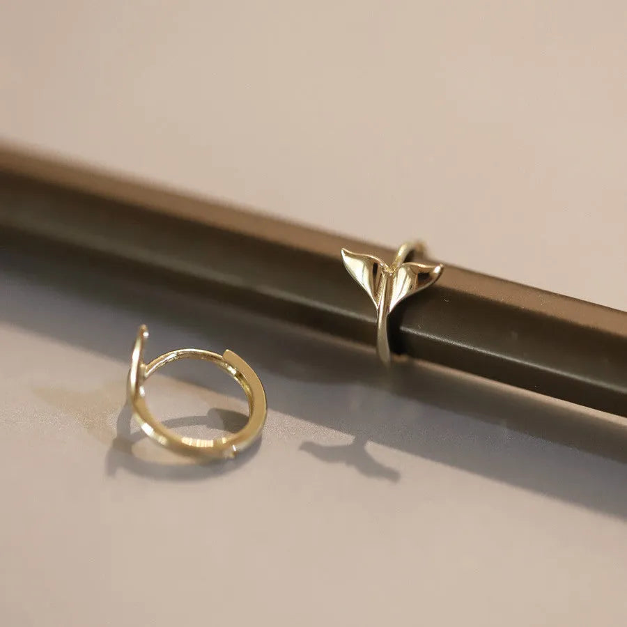 S925 sterling silver gold colour fishtail ear rings with 8mm inner diameter