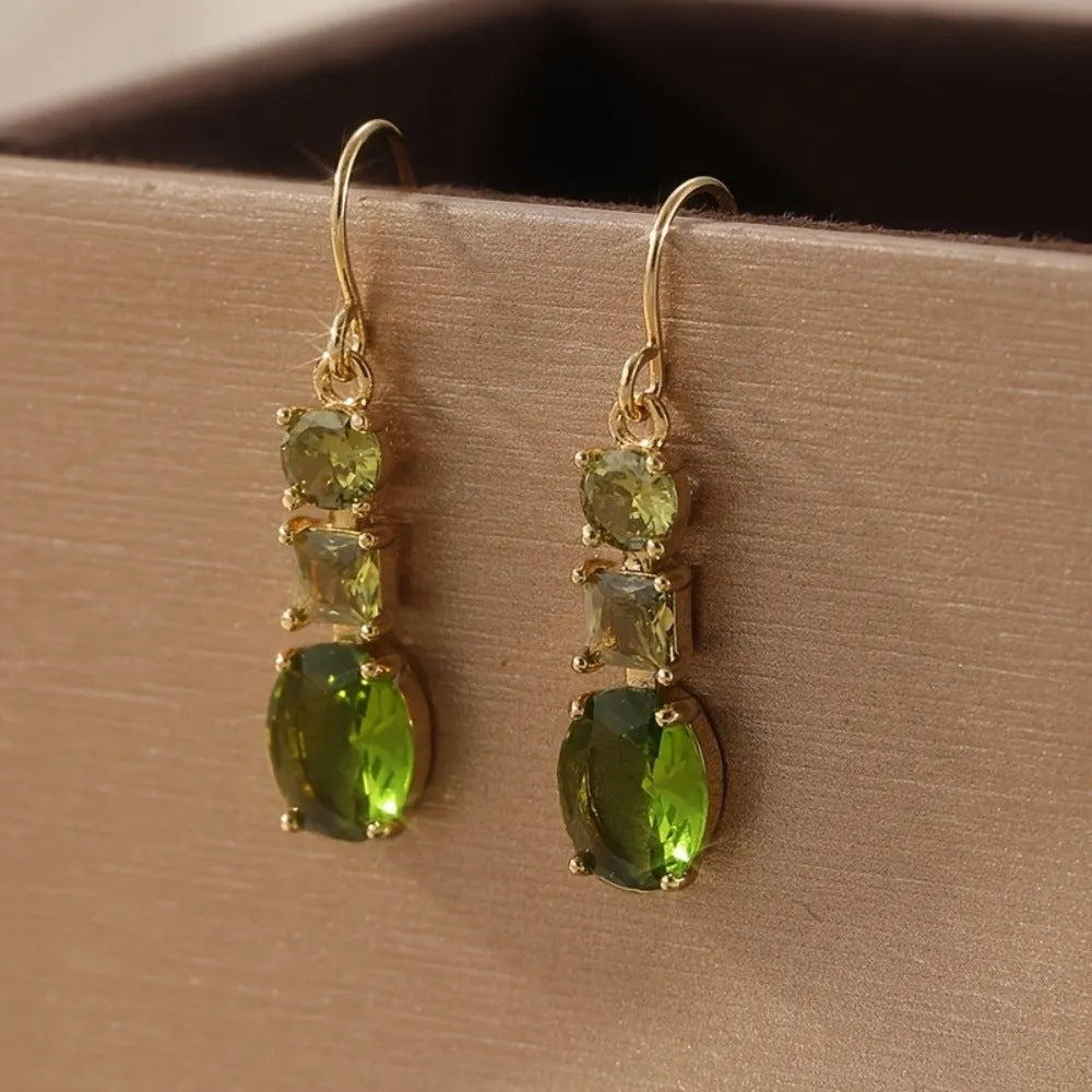 Green copper retro bohemian earrings with geometric quadrilateral shape