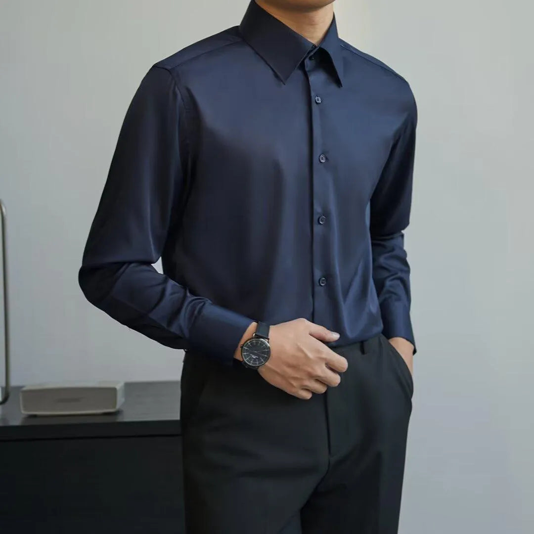 Man wearing a black loose-fit long sleeve cardigan shirt in Korean style.