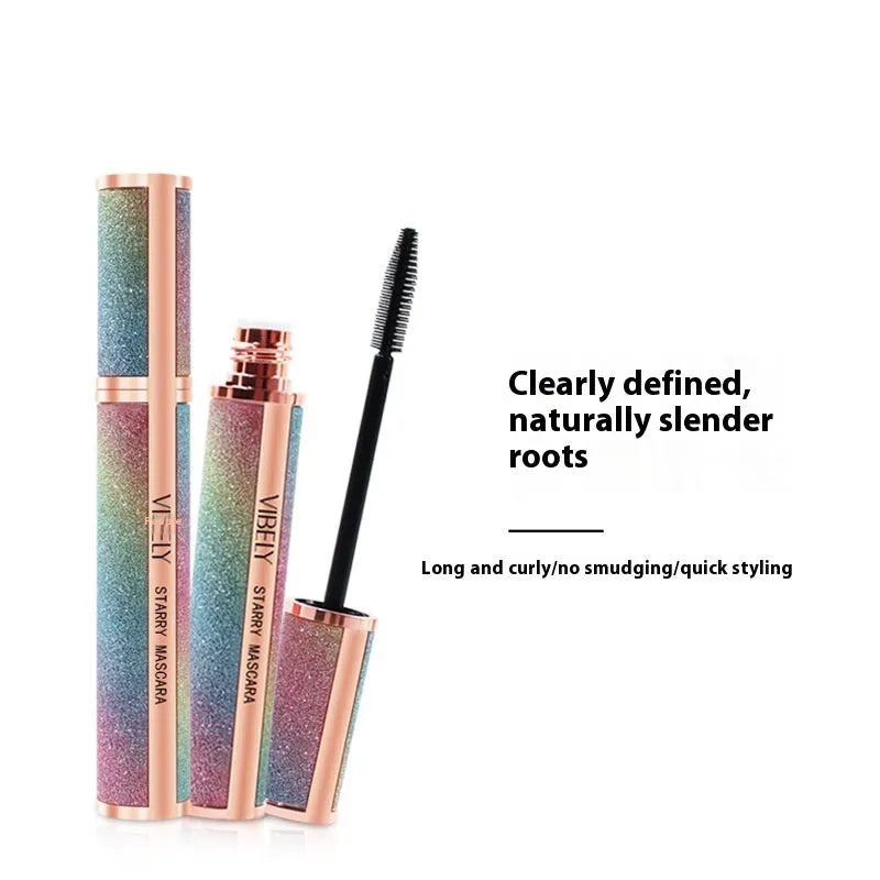 Black waterproof mascara with 4D curling effect for thick long lashes