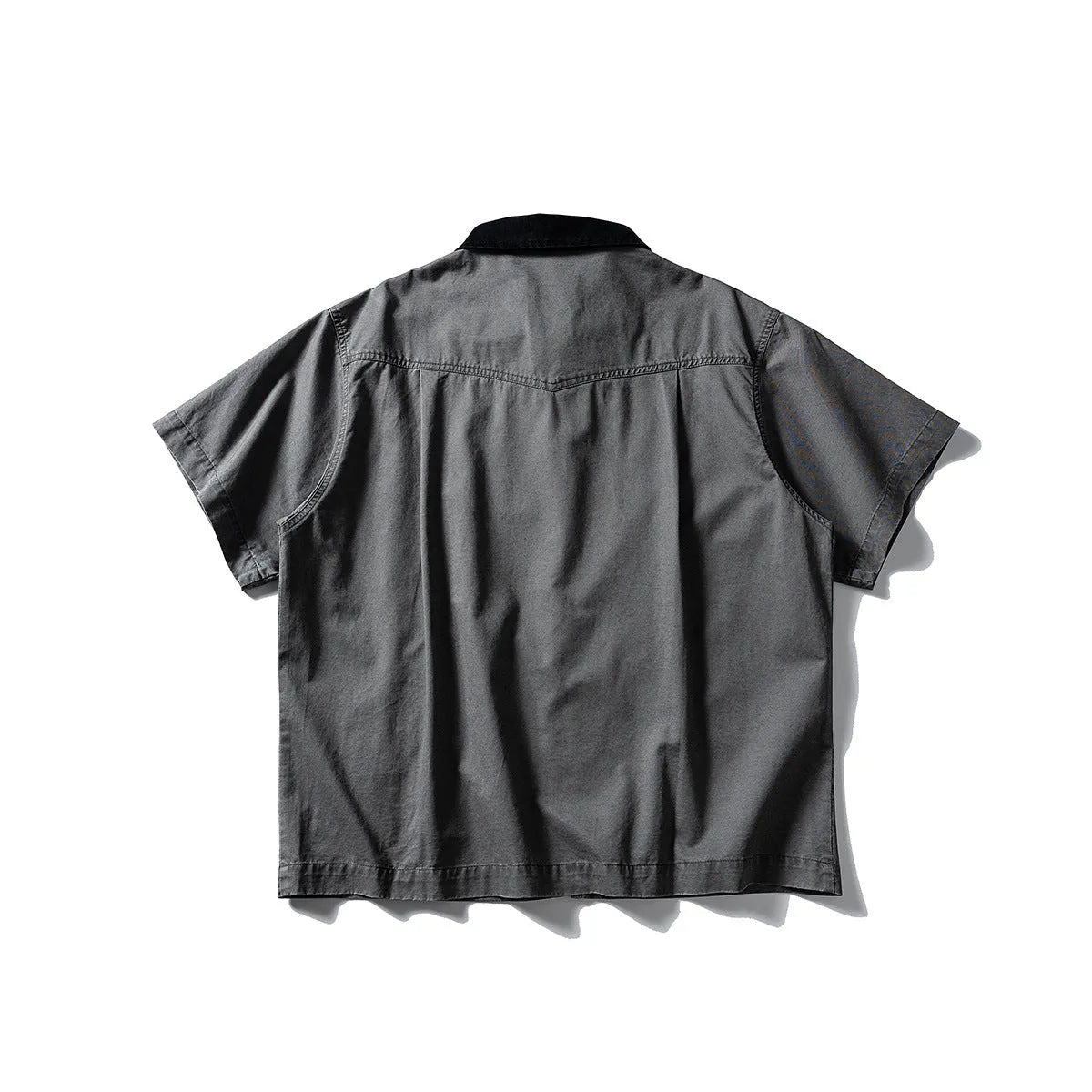 Washed overalls short sleeve shirt in cotton fabric, khaki or grey colour, loose fit casual wear