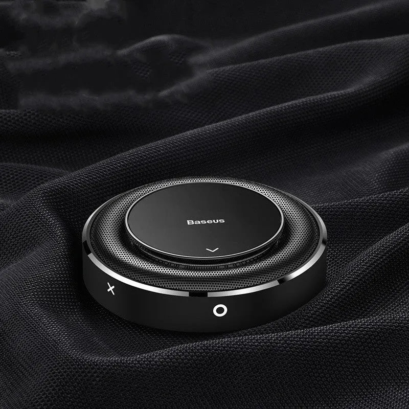 Bess aluminium alloy car fragrance in black, red, or silver with round seat and four tablets