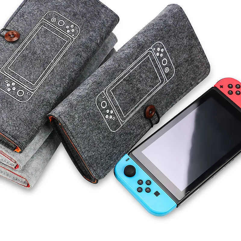Black felt protective pouch case for Nintendo Switch with game cartridge slots
