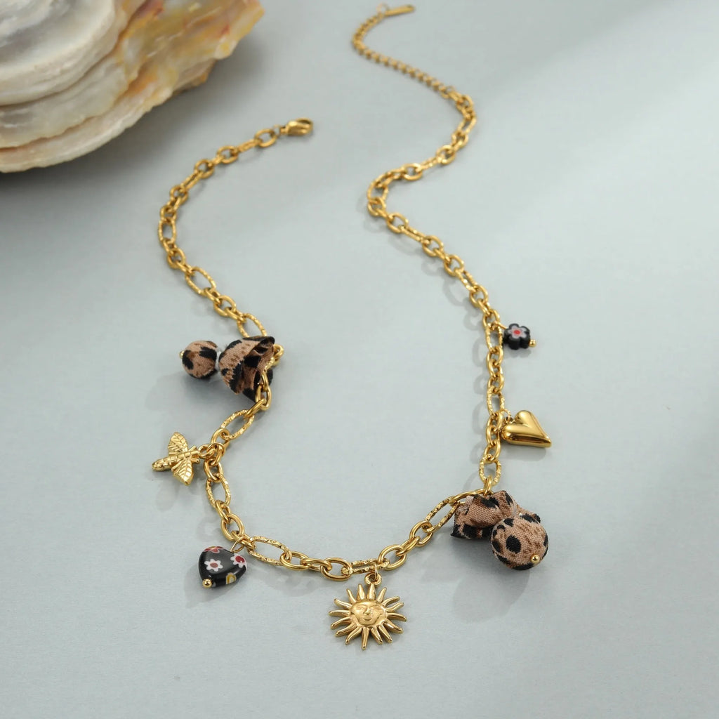 Stainless steel necklace with leopard, heart and flower pendant on adjustable 41-50cm chain